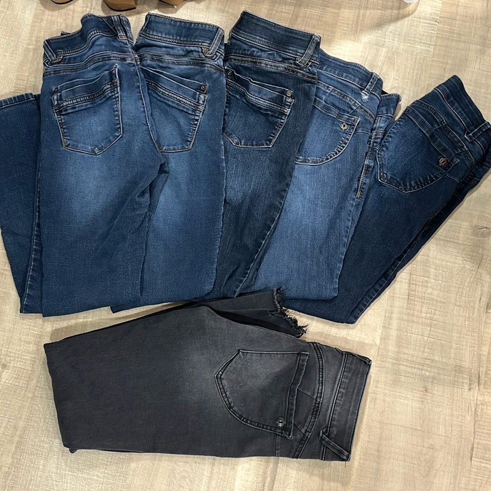 Lot of 6 pair of democracy ab technology skinny jeans size 4